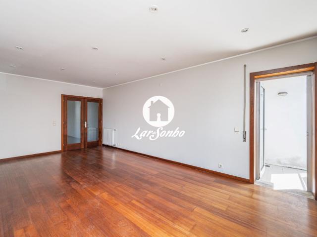 Apartamento venda em Maia, Gueifães