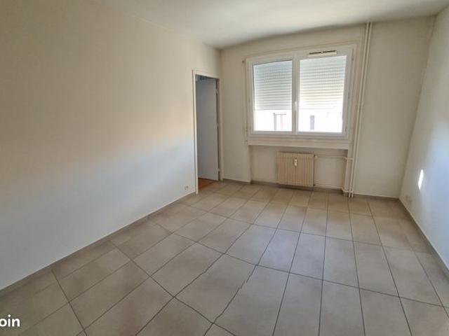Appartement vente à Saint-Étienne, Firminy