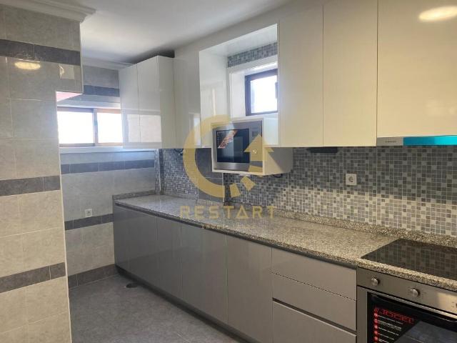 Apartamento venda em Outeiro, Gondomar