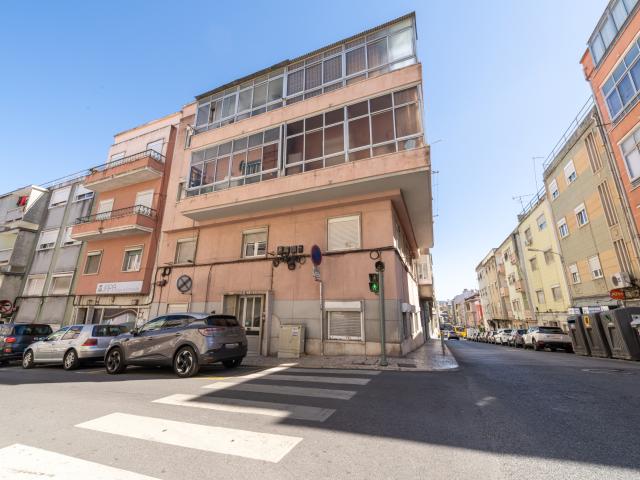 Apartamento alugar em Jardins do Cristo Rei, Loures
