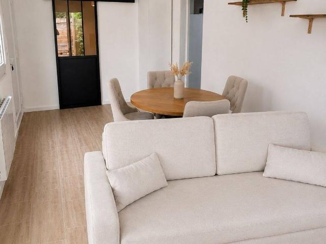 Appartement location à La Pinelle, Écommoy