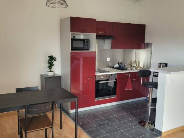 Studio location à Chalette-sur-Loing, Châlette-sur-Loing
