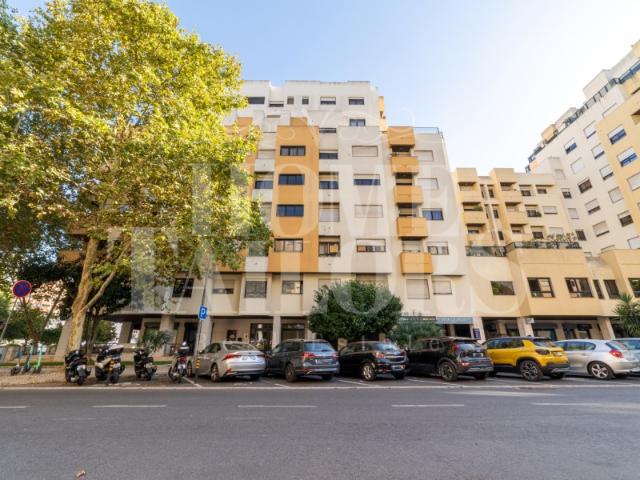 Apartamento alugar em Carnide, Lisboa
