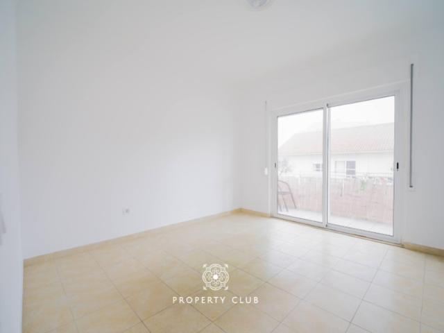 Apartamento venda em Almada, Setúbal