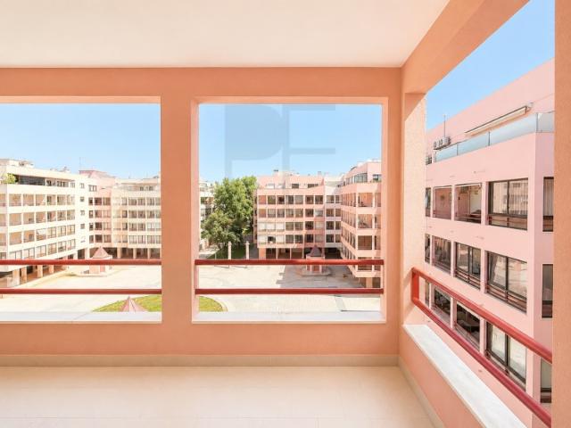 Apartamento venda em Visconde da Luz, Cascais