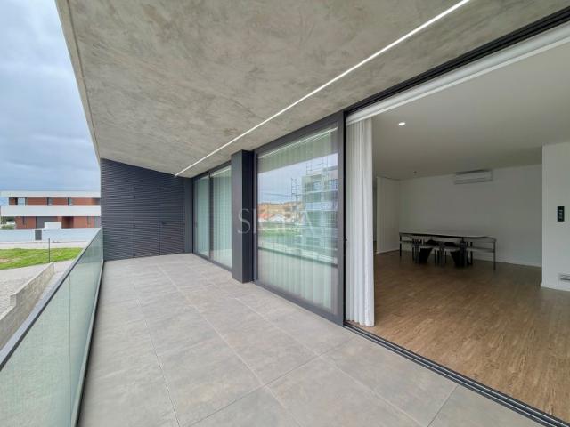 Apartamento alugar em Vila Nova De Gaia, Porto