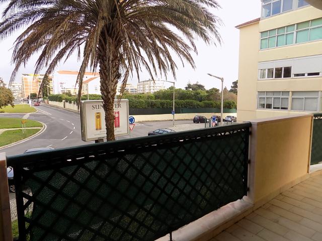 Apartamento alugar em Carcavelos, Cascais