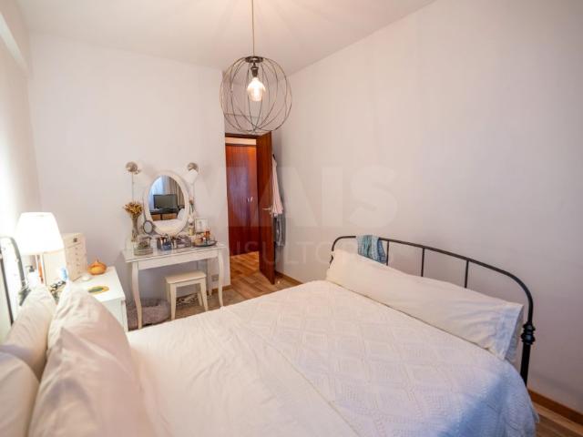 Apartamento alugar em Santa Clara, Lisboa