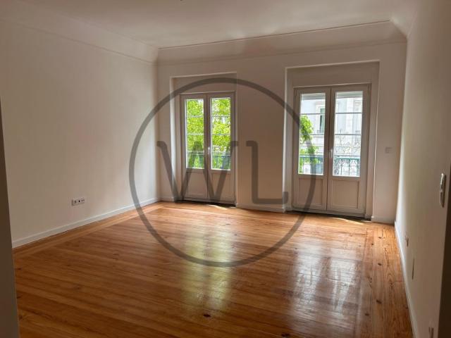 Apartamento alugar em Santo António, Lisboa