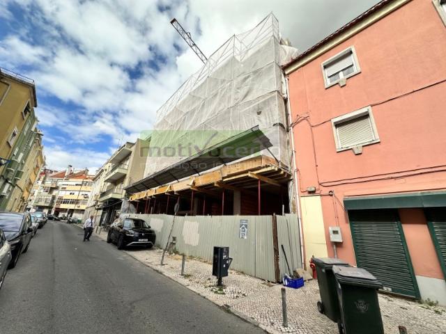 Apartamento venda em Picheleira, Lisboa