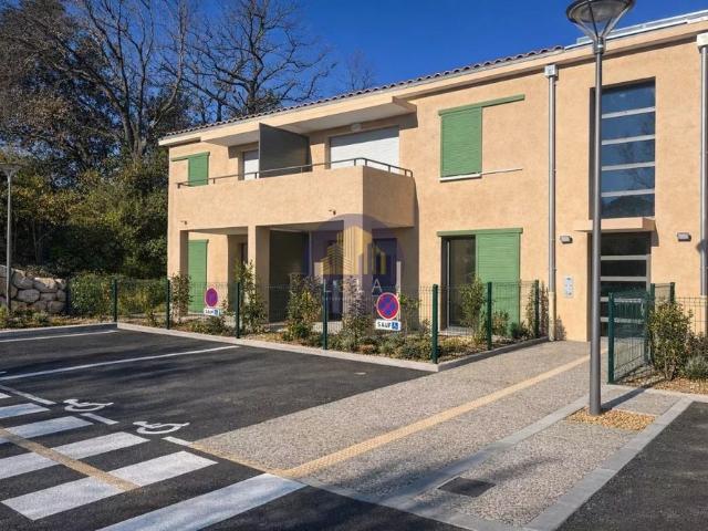 Appartement location à Apt, Lauris
