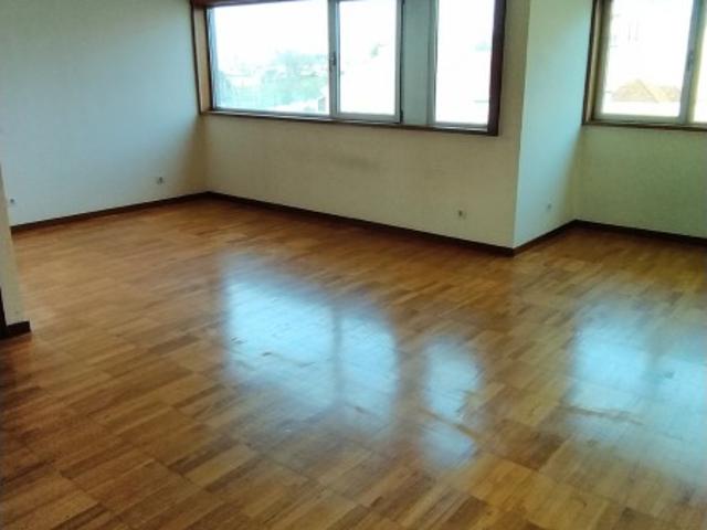 Apartamento alugar em Porto