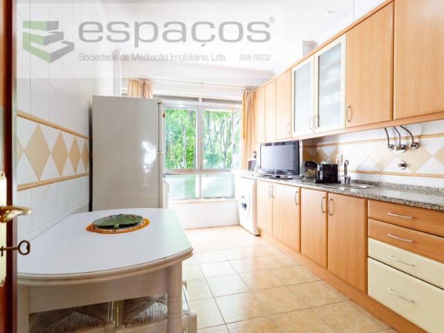 Apartamento venda em Santiago Dos Velhos, Lisboa