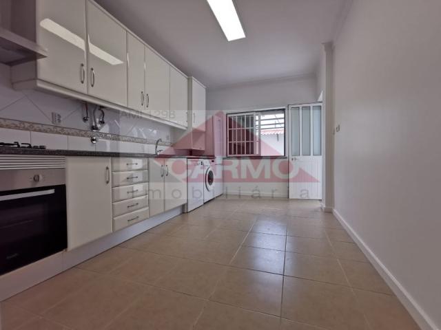 Apartamento alugar em Baixa do Montijo, Montijo