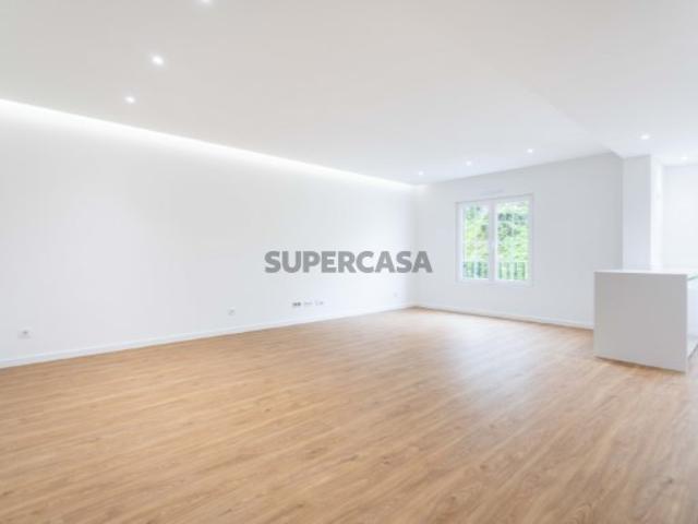 Casa venda em Damaia, Amadora