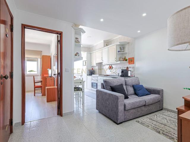 Apartamento venda em Torre da Marinha, Seixal