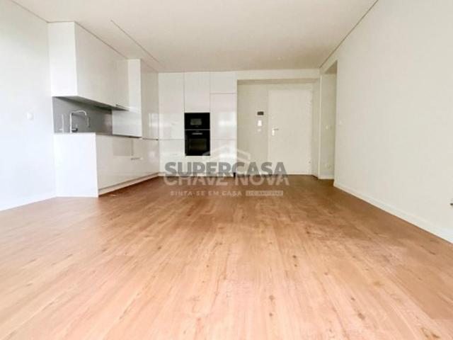 Casa venda em Oliveira do Douro, Vila Nova de Gaia