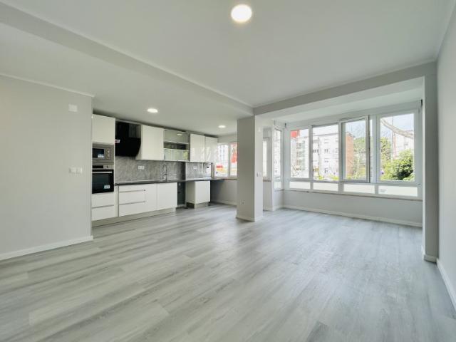 Apartamento venda em Oeiras, Lisboa