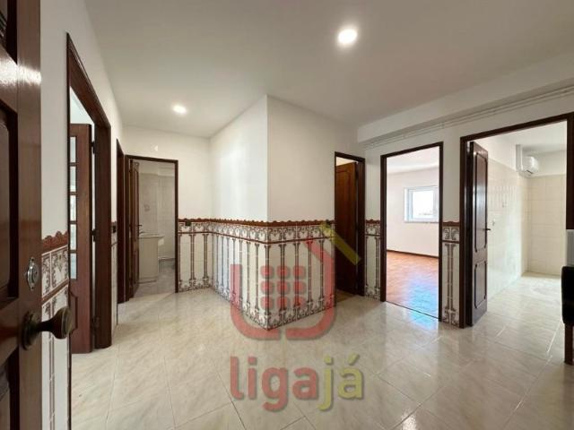 Apartamento alugar em Ourém, Santarém