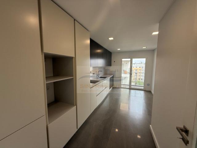 Apartamento alugar em Carcavelos, Cascais