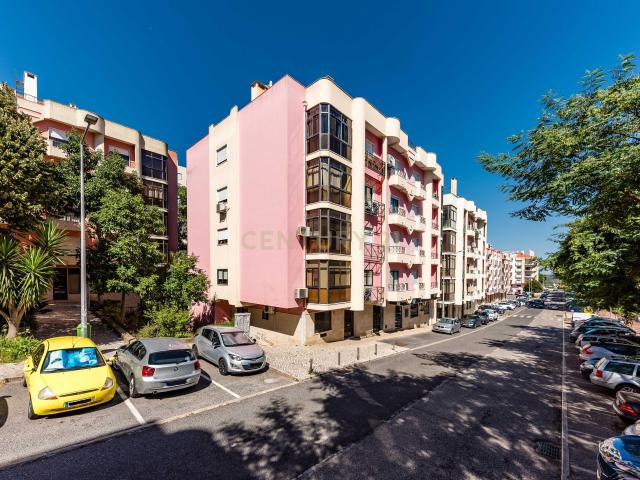 Apartamento alugar em Quinta Grande, Amadora
