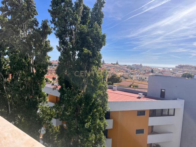 Apartamento alugar em Urbanização CHESOL, Cascais
