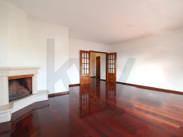 Apartamento alugar em Coimbrã, Sé Nova
