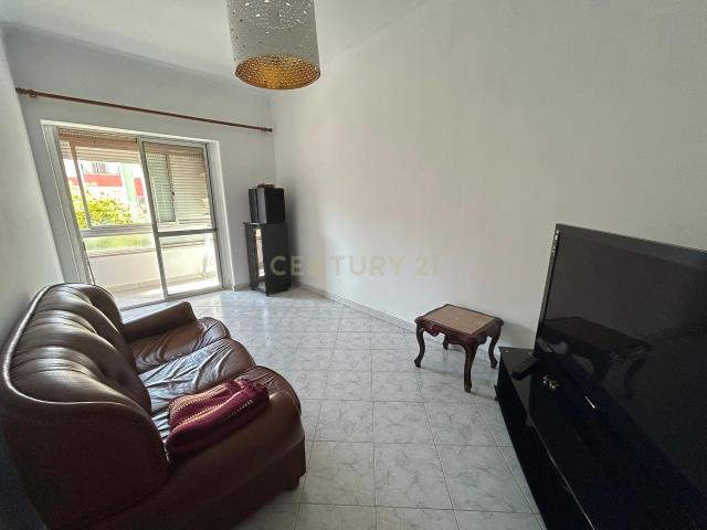 Apartamento alugar em Bairro dos Cágados, Odivelas