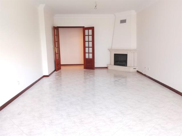 Apartamento venda em Casal da Cavaleira, Sintra
