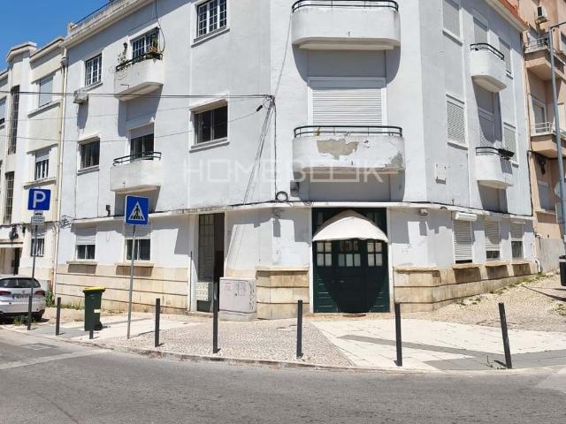 Apartamento alugar em Bairro Lopes, Lisboa