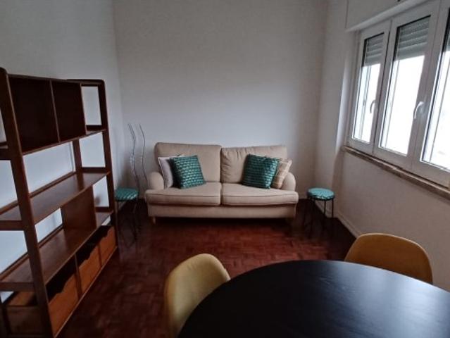Apartamento alugar em Benfica, Benfica