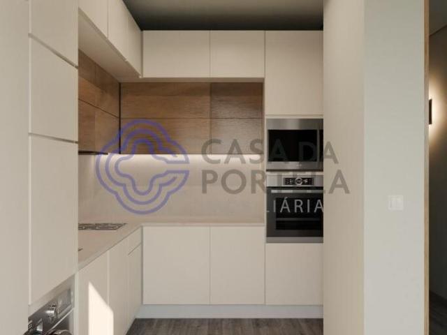 Apartamento venda em Alembrança, Almada