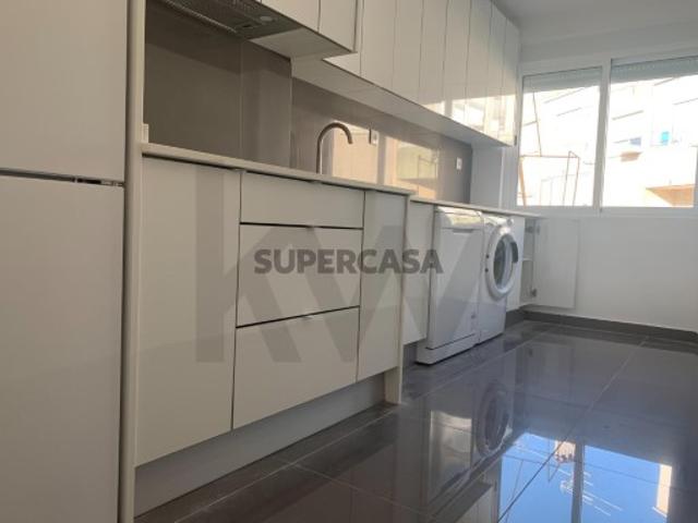 Casa venda em Patameiras, Odivelas