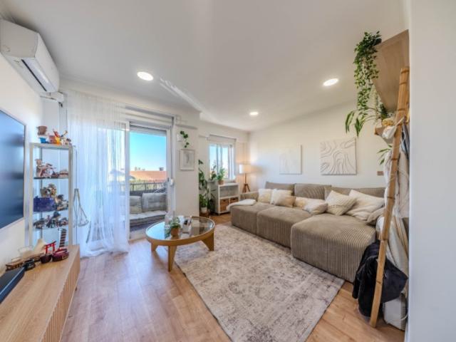 Apartamento venda em Reboleira, Amadora