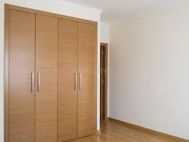 Apartamento alugar em Quinta do Conde, Sesimbra