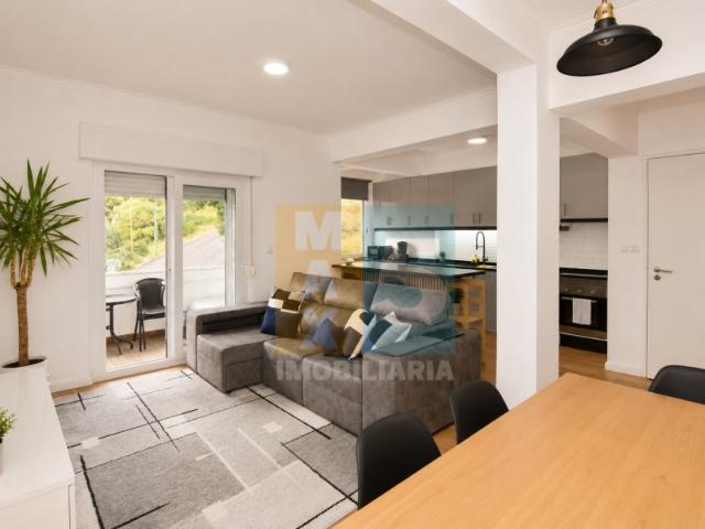 Apartamento venda em Santiago Dos Velhos, Lisboa