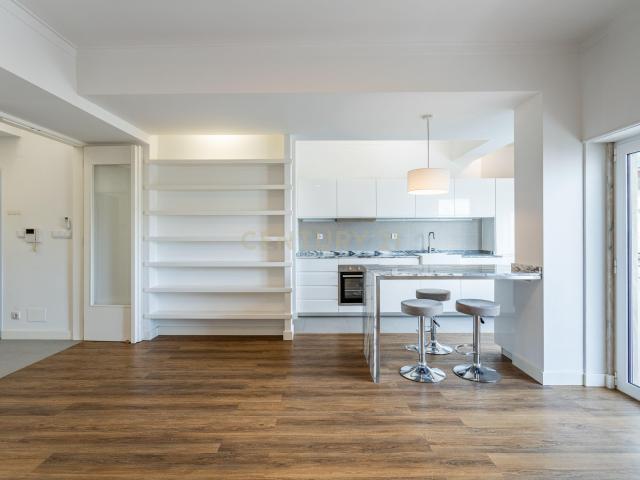 Apartamento alugar em Carnaxide e Queijas, Oeiras