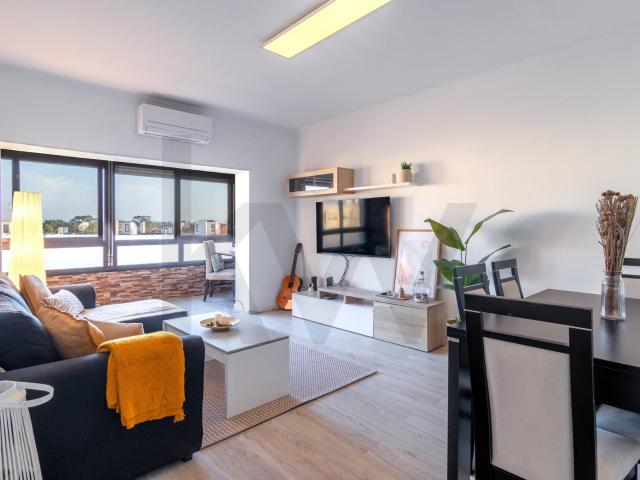 Apartamento venda em Poço Novo, Almada