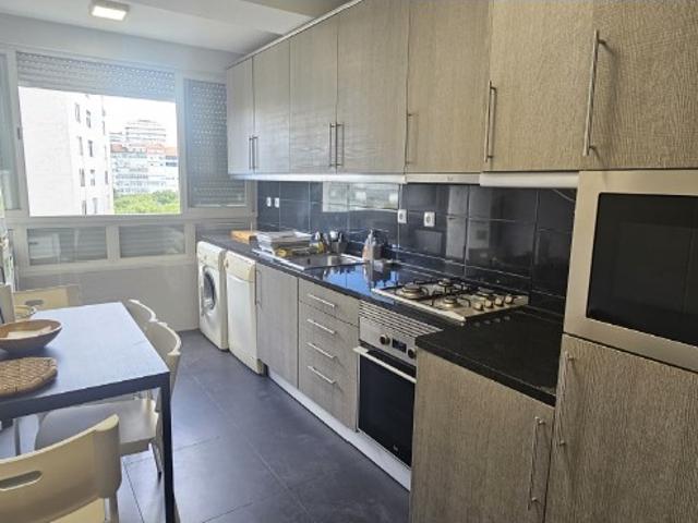 Apartamento alugar em Benfica