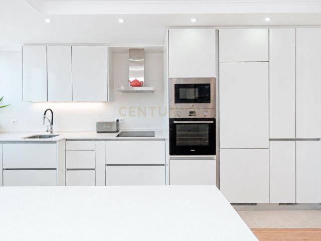 Apartamento venda em Oeiras, Lisboa