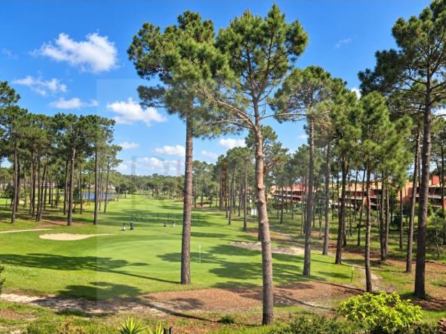 Apartamento venda em Herdade da Aroeira, Almada