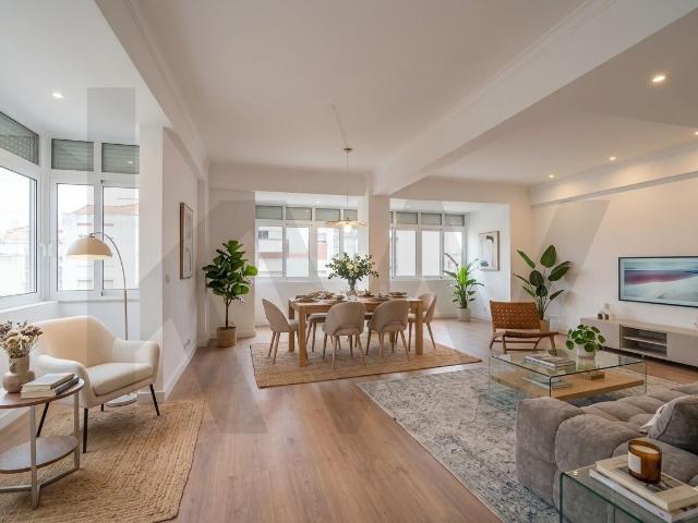 Apartamento venda em Casal do Chapim, Odivelas