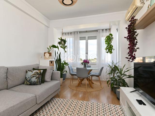 Apartamento venda em Nova Oeiras, Oeiras