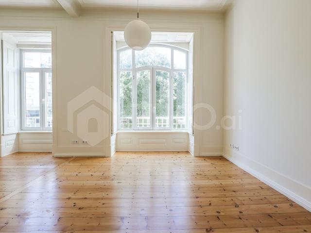 Apartamento venda em Santo António, Lisboa