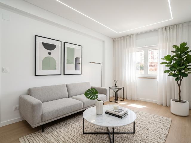 Apartamento venda em Reboleira, Amadora