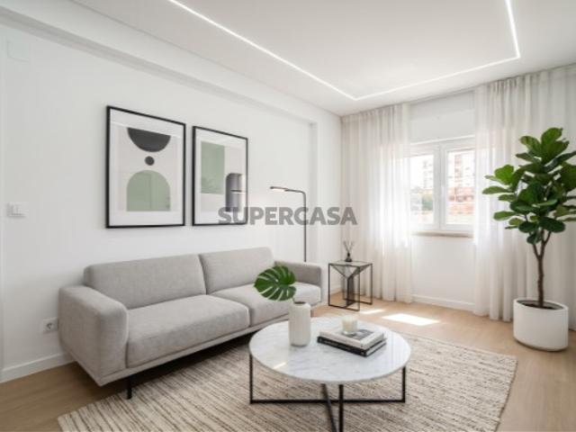 Casa venda em Reboleira, Amadora