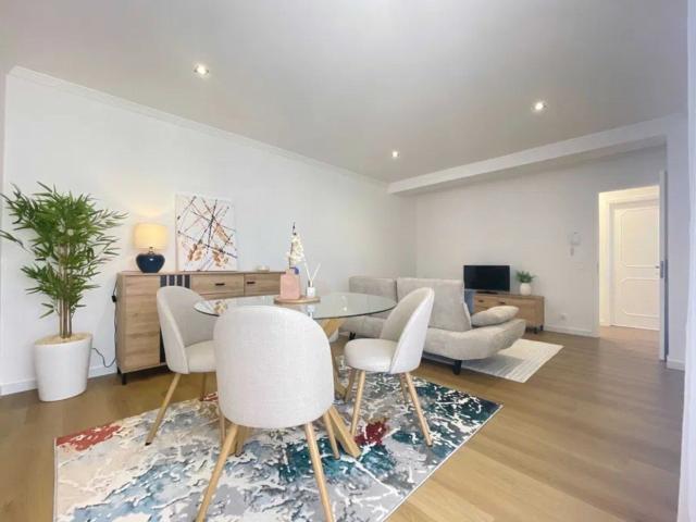 Apartamento venda em Vilar de Andorinho, Vila Nova de Gaia