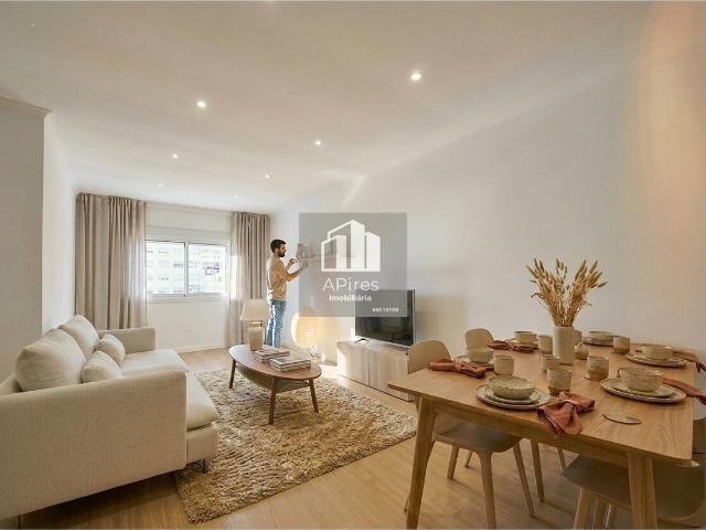 Apartamento venda em Almada, Setúbal