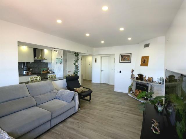 Apartamento venda em Amadora, Lisboa