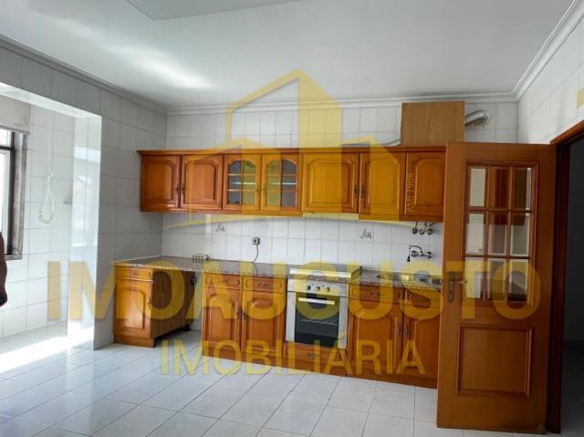 Apartamento alugar em Guarda